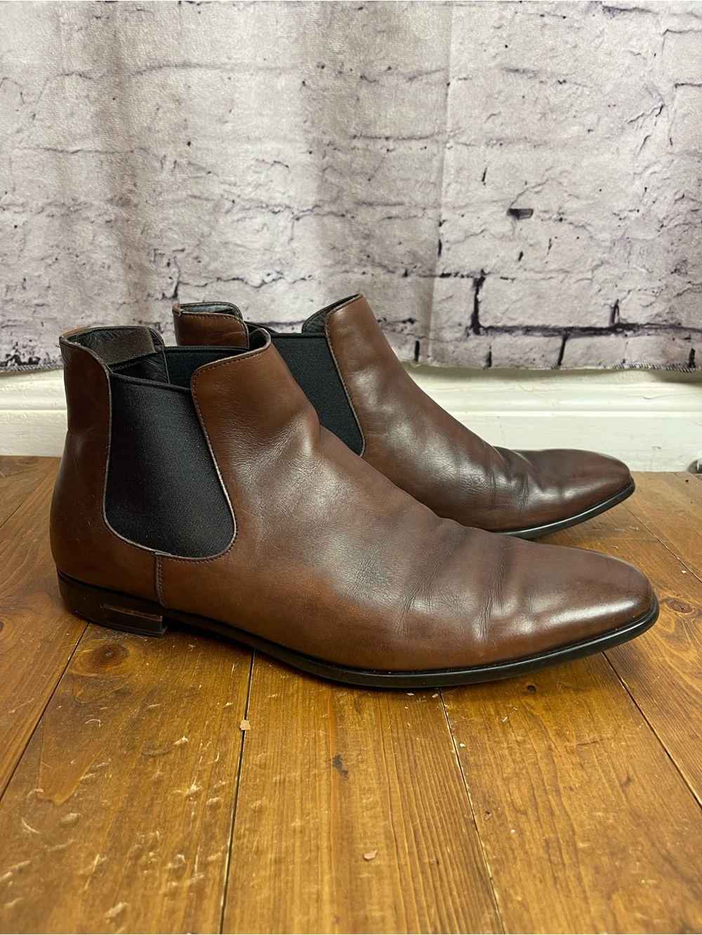 Prada Mens size 11 brown leather Chelsea boots
